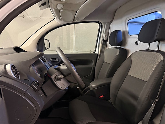Renault Kangoo Express 13 of 21