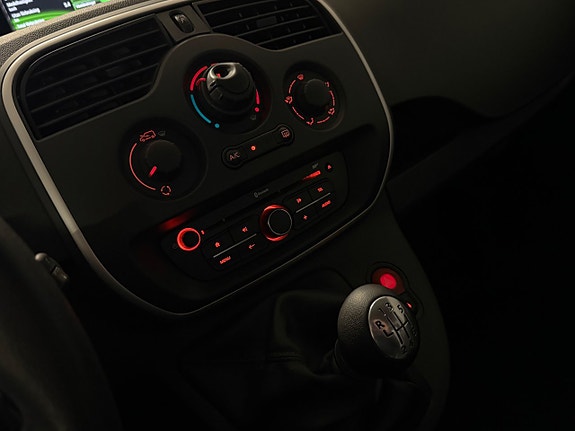 Renault Kangoo Express 14 of 21