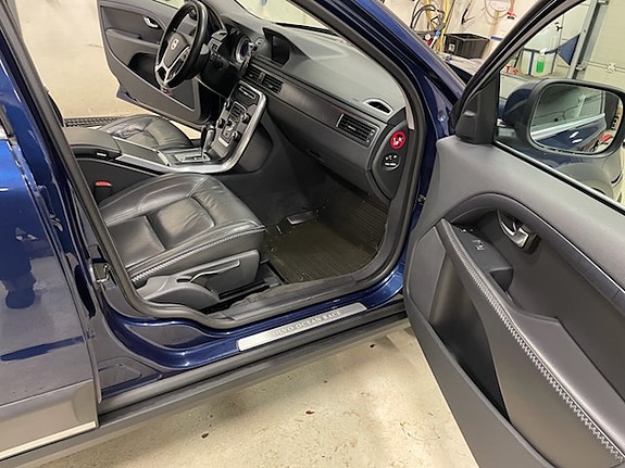 Volvo XC70 9 of 10