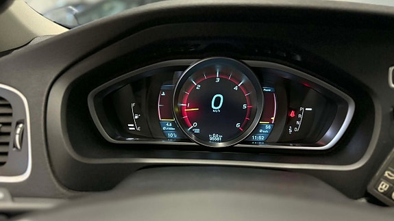 Volvo V40 23 of 30