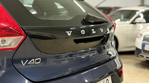 Volvo V40 10 of 30