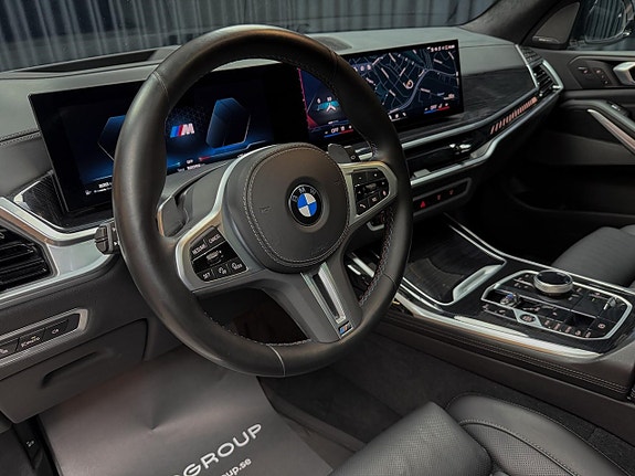 BMW X7 7 of 11