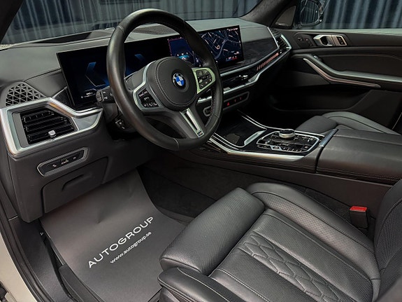BMW X7 4 of 11