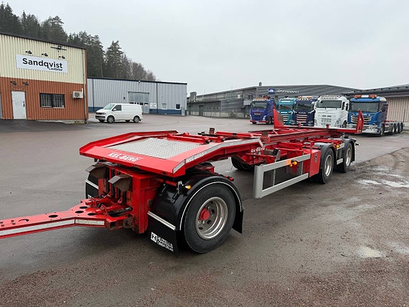 KEL-BERG 3-AXLAT TIPPSLÄP FÖR LASTVÄXLARE ÅR 2021