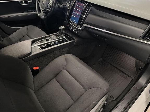 Volvo V90 10 of 10