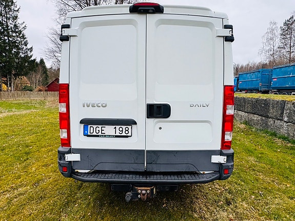 Iveco Daily 35S11 3 of 5