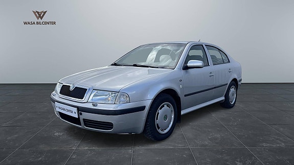 Skoda Octavia 3 of 5