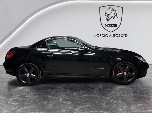 Mercedes-Benz SLK200 7 of 15
