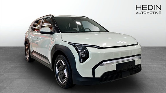 Kia EV3 3 of 12