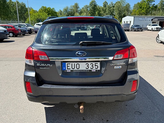 Subaru Outback 5 of 5