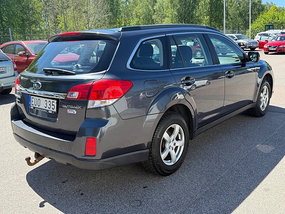 Subaru Outback 4 of 5