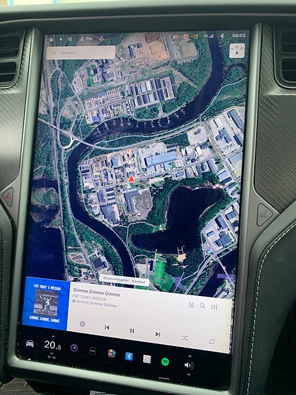 Tesla Model X 11 of 20