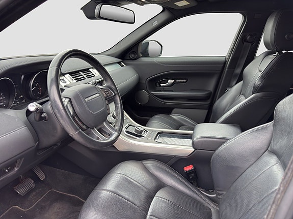 Land Rover Range Rover Evoque 9 of 15