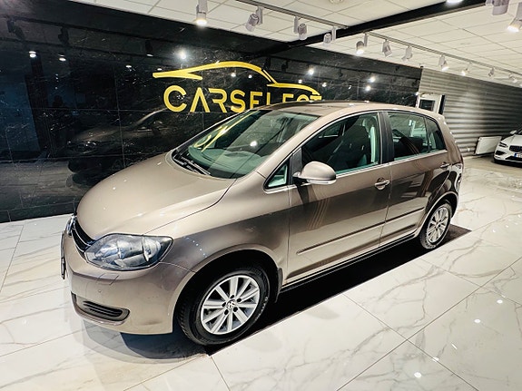 Volkswagen Golf Plus 2 of 13