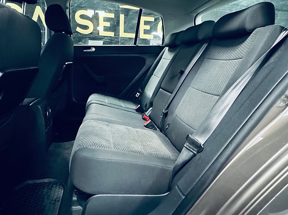 Volkswagen Golf Plus 13 of 13