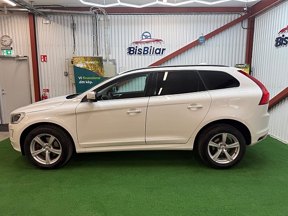 Volvo XC60 8 of 18