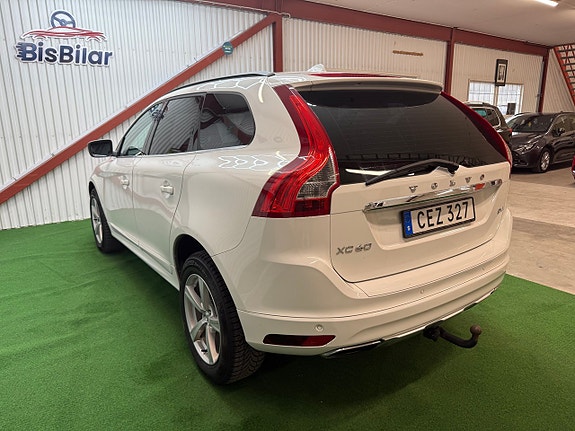 Volvo XC60 9 of 18