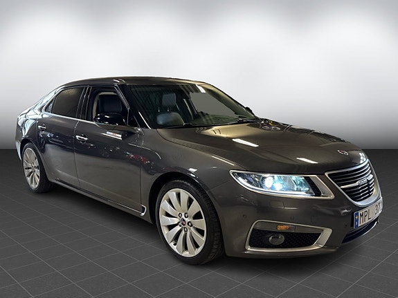 Saab 9-5 3 of 5