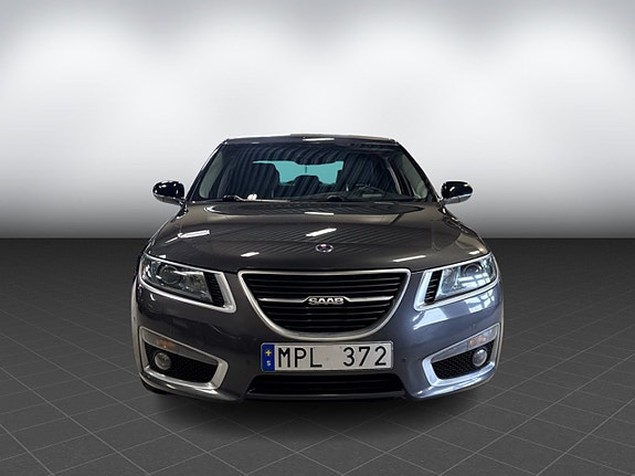 Saab 9-5 2 of 5