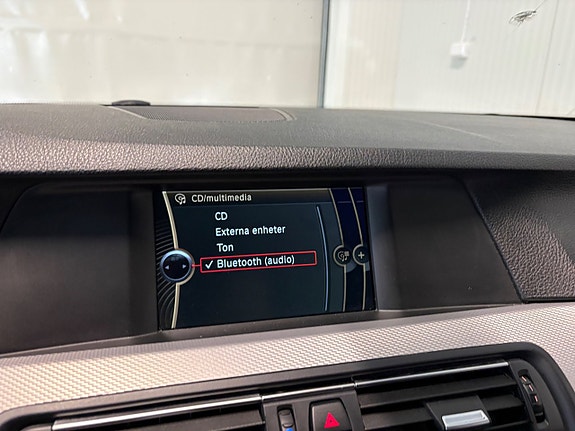BMW 520d 14 of 17