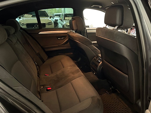 BMW 520d 16 of 17