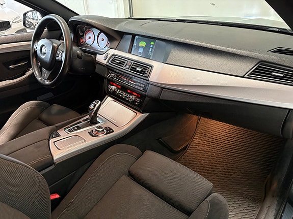 BMW 520d 11 of 17