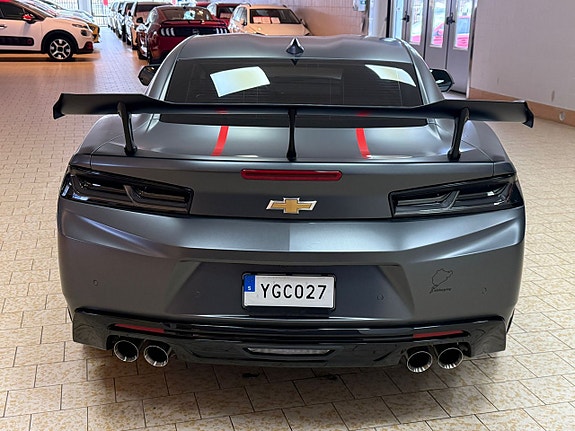 Chevrolet Camaro 6 of 26