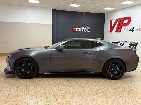 Chevrolet Camaro SS 4 of 5