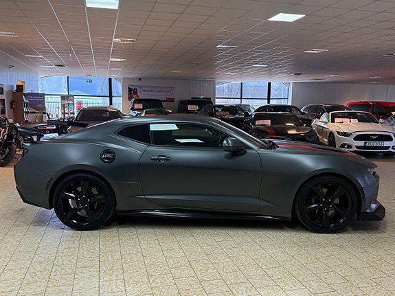 Chevrolet Camaro 8 of 26