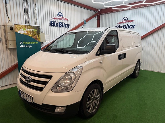 Hyundai H-1 4 of 5