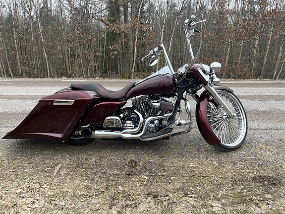 Harley-Davidson Road King Police 4 of 5