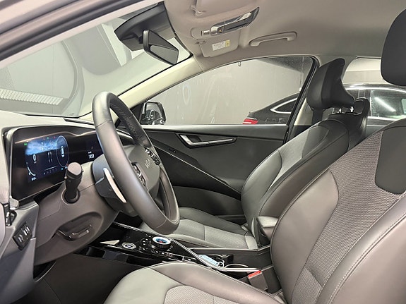 Kia Niro 11 of 18