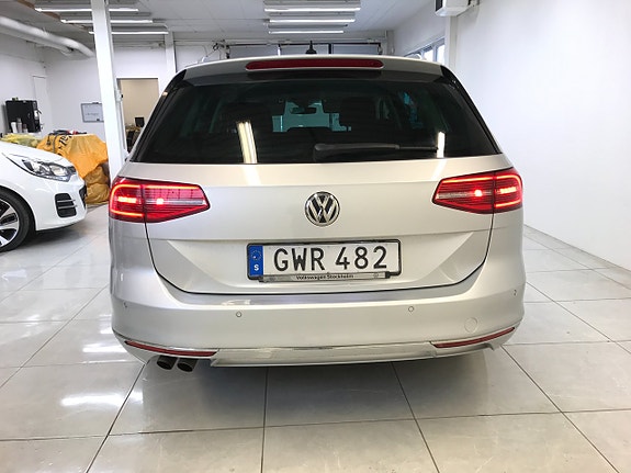 Volkswagen Passat 5 of 5