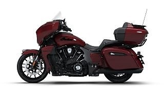 Indian ROADMASTER DARK HORSE POWERPLUS 112" Värdecheck 45000:- ingår till tillbehör/kläder. 2 of 5