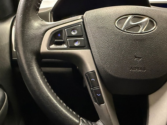 Hyundai i20 11 of 15