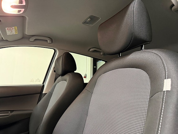 Hyundai i20 7 of 15