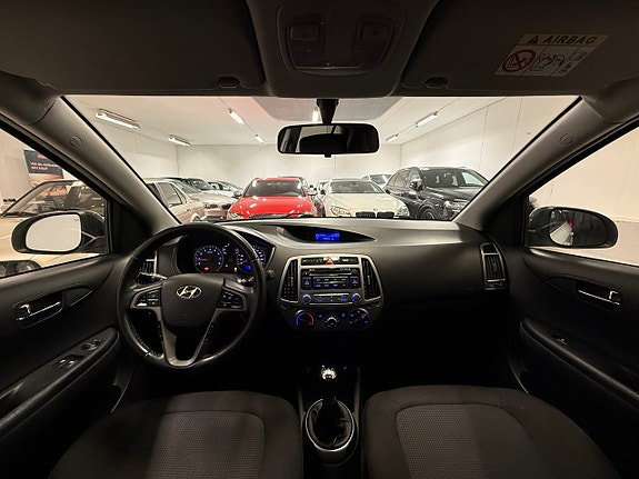 Hyundai i20 9 of 15