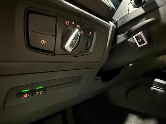 BMW M140i 16 of 20