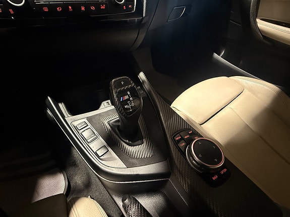 BMW M140i 8 of 20