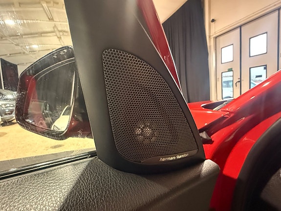 BMW M140i 6 of 20