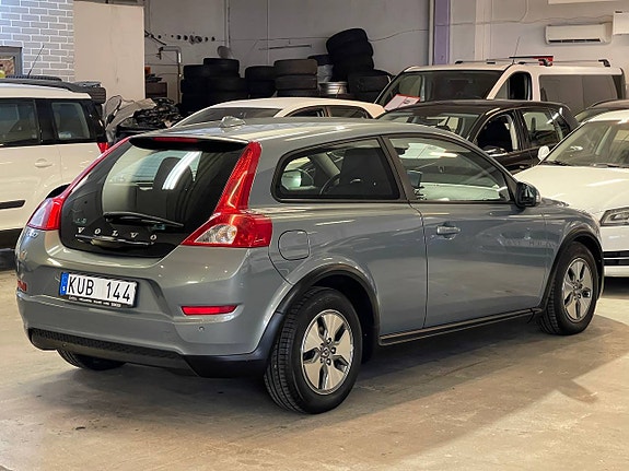 Volvo C30 4 of 13
