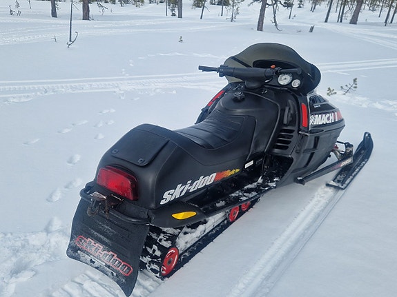 Ski-Doo Mach 1 Trippel - 477kr/mån - Transport - Byte 9 of 14