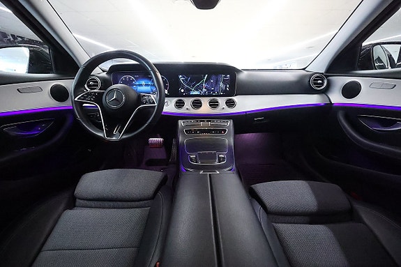 Mercedes-Benz E220 13 of 21