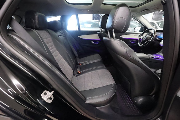 Mercedes-Benz E220 12 of 21