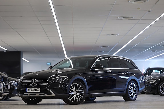 Mercedes-Benz E220 3 of 21