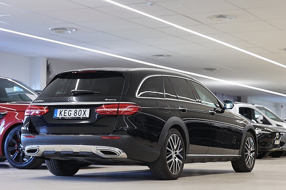 Mercedes-Benz E220 6 of 21