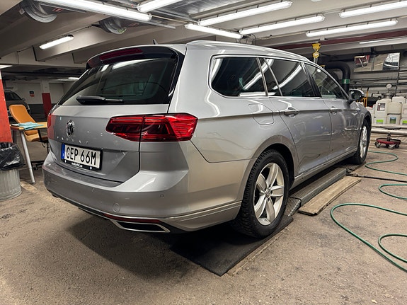 Volkswagen Passat 5 of 5