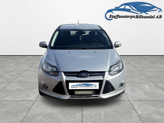 Ford Focus 2 of 5