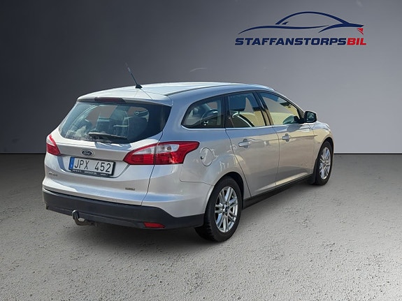 Ford Focus 5 of 13