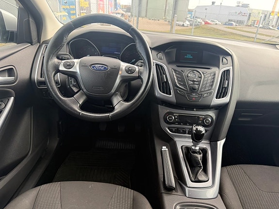 Ford Focus 11 of 13
